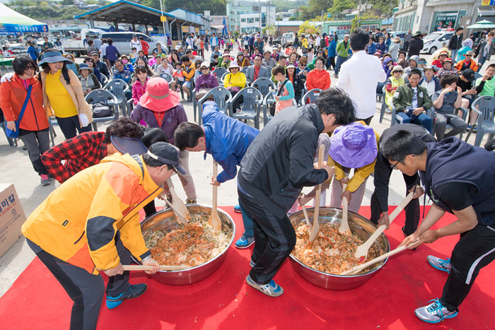 동해안 최북단 저도어장 대문어축제