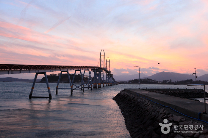 가우도 출렁다리