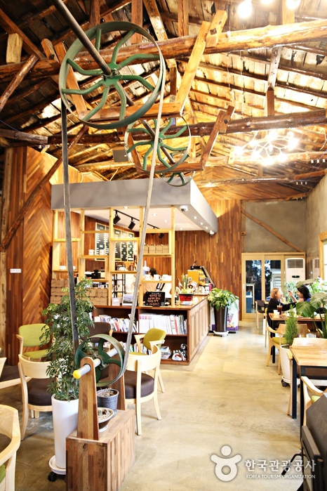 초당커피정미소