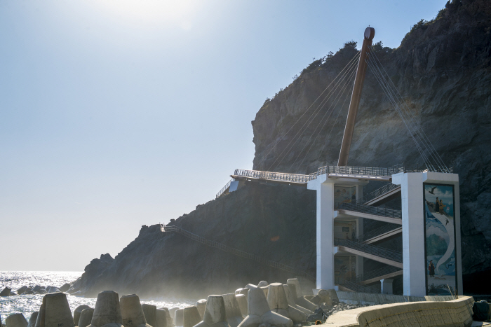 태하 해안산책로 및 대풍감 (울릉도, 독도 국가지질공원)