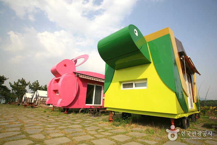 별주부전의 고장 사천 비토섬 국민여가캠핑장